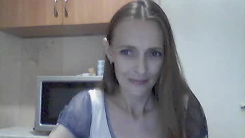 Snapshot of youur_light chatting on 07-04-26, 06:25 Youur light online show from 07-04-26, 06:25