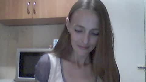 Snapshot of youur_light chatting on 07-17-26, 06:57 Youur light online show from 07-17-26, 06:57