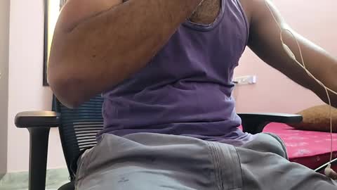 Naughty Santa online show from 06-06-26, 05:56