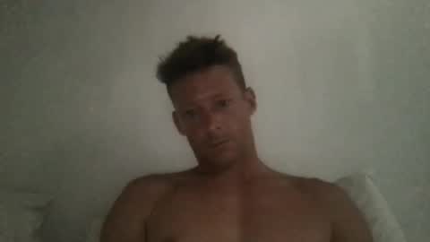 Snapshot of yoyoyo1221 chatting on 11-21-25, 05:28 yoyoyo1221 online show from 11-21-25, 05:28