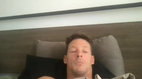 Snapshot of yoyoyo1221 chatting on 12-04-25, 01:04 yoyoyo1221 online show from 12-04-25, 01:04