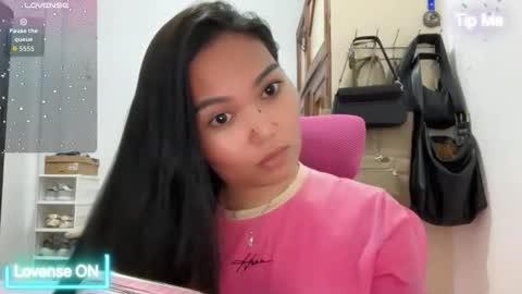 Snapshot of yrdrmgrl_jennie26 chatting on 05-02-26, 01:16 yrdrmgrl_jennie26 online show from 05-02-26, 01:16