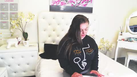 Ysabel online show from 12-07-24, 12:45