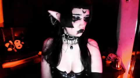 Yue Eclipsa online show from 03-22-26, 04:16