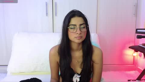 Yurani online show from 01-25-25, 12:38