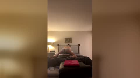 yuhop3 online show from 04-25-26, 11:13