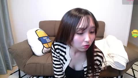 yui_x online show from 05-28-26, 10:45