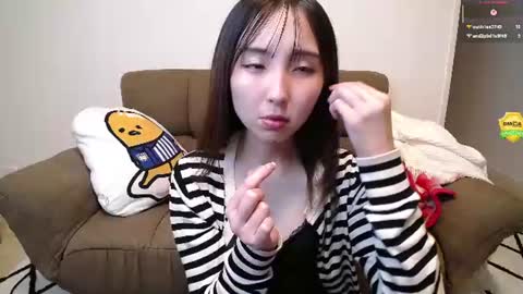 yui_x online show from 07-21-26, 12:18