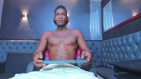 Snapshot of yulian_23 chatting on 07-12-26, 03:52 Ivan online show from 07-12-26, 03:52