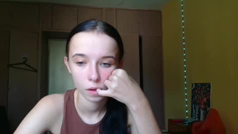 Yuliia online show from 09-20-25, 07:42