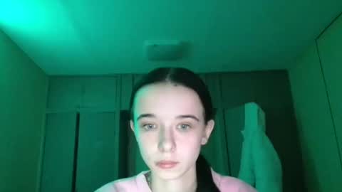 Yuliia online show from 12-04-25, 07:50