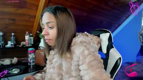 yumi_hanna online show from 01-15-26, 01:10