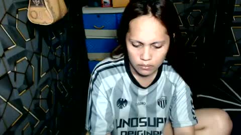 yumi online show from 06-17-26, 08:28