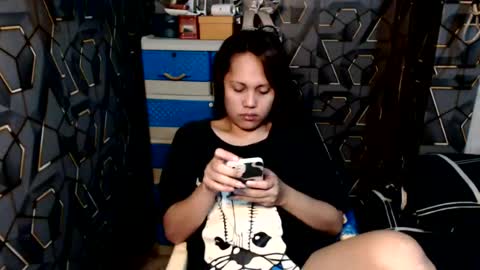 yumi online show from 07-28-26, 07:39