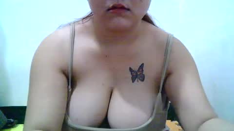 yummy_tits23xx online show from 07-26-26, 11:55