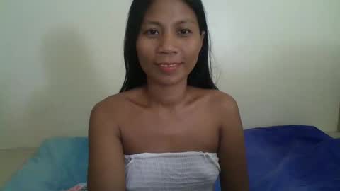 yuna_05 online show from 04-13-26, 02:00