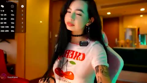 yuna_leen online show from 07-08-26, 11:37
