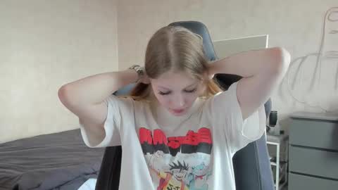 yunarosee online show from 09-12-25, 11:21