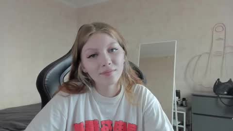 yunarosee online show from 09-13-25, 12:16