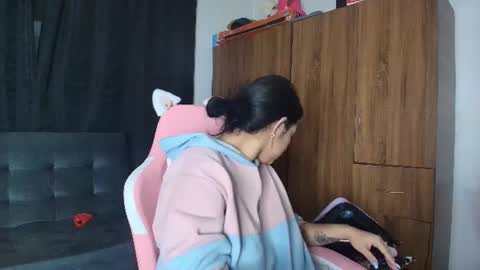 Snapshot of yungelitamor_ chatting on 07-05-26, 04:52 ELITA online show from 07-05-26, 04:52