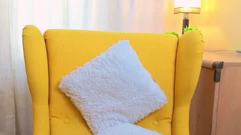 Snapshot of yuricazel chatting on 04-02-26, 07:17 Alesia online show from 04-02-26, 07:17