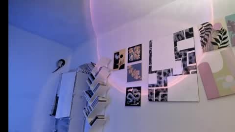 Snapshot of yury_sun chatting on 06-07-26, 10:57 paola online show from 06-07-26, 10:57