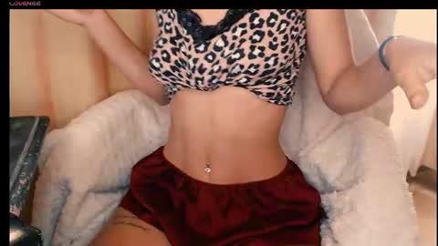 yzza_suave online show from 07-10-26, 08:29