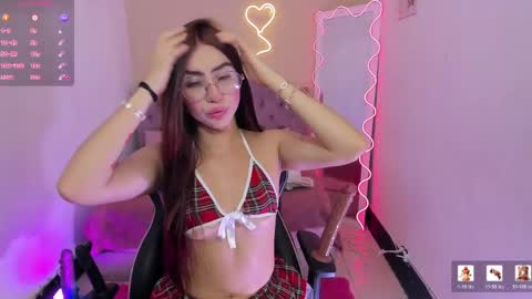 Snapshot of zaafira_tay chatting on 05-20-26, 11:49 zaafira_tay online show from 05-20-26, 11:49