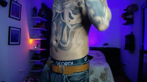 zac_muller1 online show from 03-26-26, 10:10