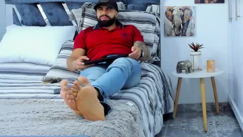 Richard online show from 03-25-26, 03:40