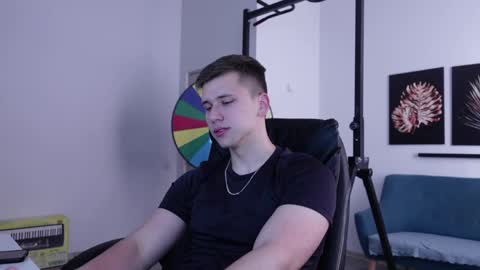 ZACK GILLIAN online show from 06-06-26, 05:28