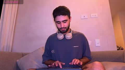 zack_sullivan22 online show from 05-17-26, 06:11