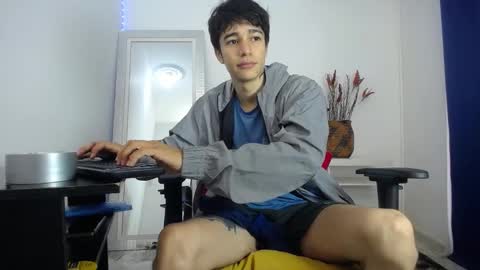 zack online show from 02-06-25, 08:13