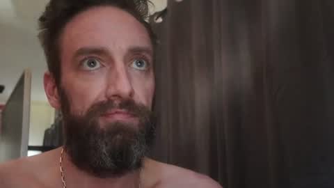 Snapshot of zaddy2jaylicks chatting on 06-11-26, 11:25 Zaddy2Jaylicks online show from 06-11-26, 11:25