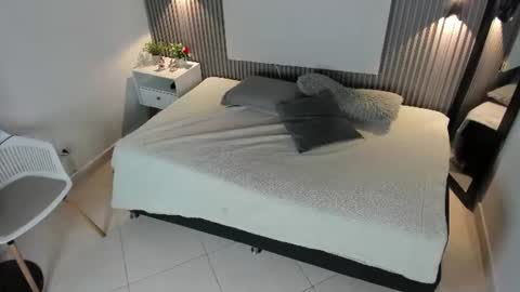 Snapshot of zafiiraa chatting on 06-28-26, 02:34 zafira online show from 06-28-26, 02:34