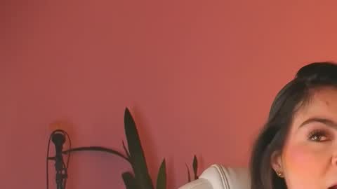 Snapshot of zafiiro_20 chatting on 02-04-26, 11:27 Zafiro online show from 02-04-26, 11:27