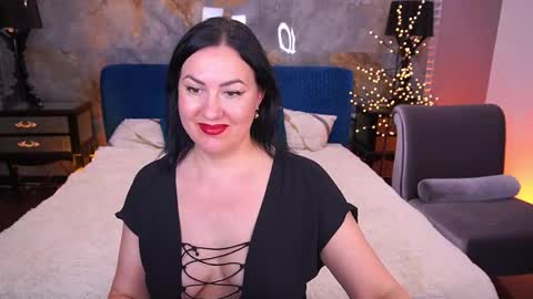 Snapshot of zafiramoonn chatting on 05-15-26, 09:55 Zafiramoonn online show from 05-15-26, 09:55
