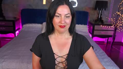 Snapshot of zafiramoonn chatting on 05-30-26, 08:06 Zafiramoonn online show from 05-30-26, 08:06