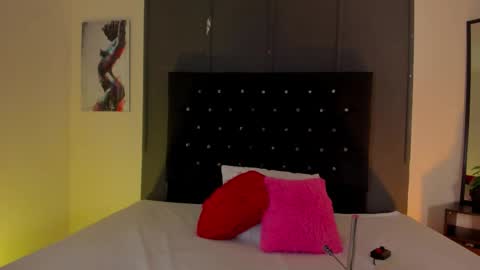 Zafiro Brown online show from 03-06-26, 08:27