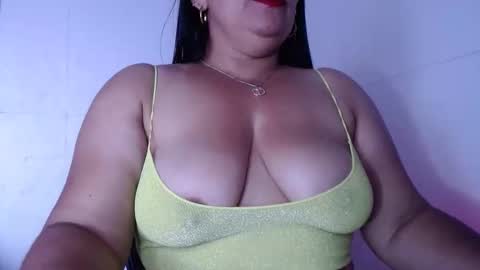 Snapshot of zahi_willx chatting on 05-19-26, 03:07 Zahi ... wants to play with everyone...yessss online show from 05-19-26, 03:07