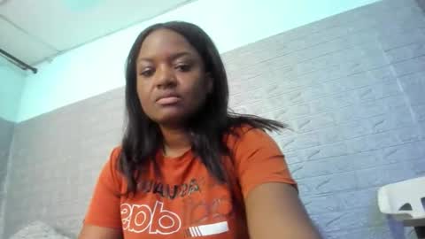 Snapshot of zamara__ chatting on 02-20-26, 01:55 Zamara online show from 02-20-26, 01:55