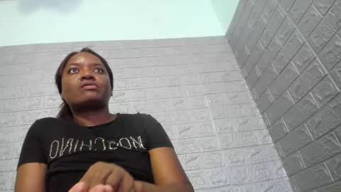 Snapshot of zamara__ chatting on 04-08-26, 02:22 Zamara online show from 04-08-26, 02:22
