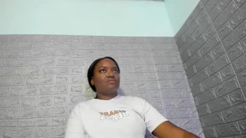 Snapshot of zamara__ chatting on 04-13-26, 02:50 Zamara online show from 04-13-26, 02:50