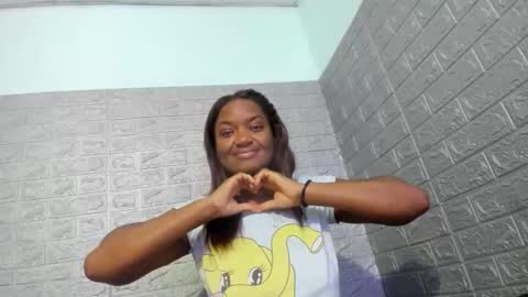 Snapshot of zamara__ chatting on 05-12-26, 11:07 Zamara online show from 05-12-26, 11:07