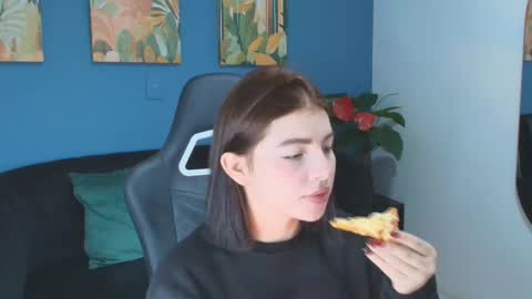 zamira_taylor online show from 02-07-26, 01:09