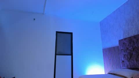 Snapshot of zander_walker chatting on 06-11-26, 02:44 Zander online show from 06-11-26, 02:44