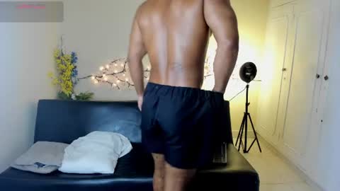 Snapshot of zane_lux chatting on 06-26-26, 12:09 Zane Lux online show from 06-26-26, 12:09