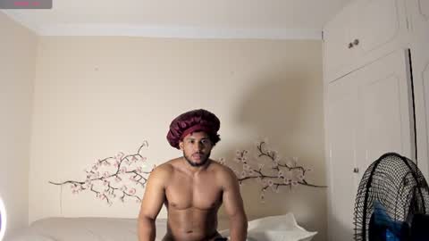Snapshot of zane_lux chatting on 07-03-26, 10:54 Zane Lux online show from 07-03-26, 10:54