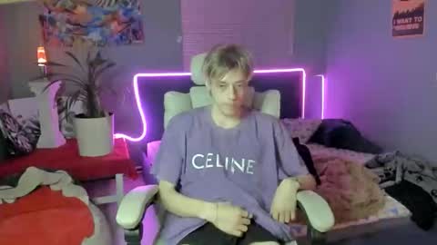 Kel online show from 03-12-26, 12:50