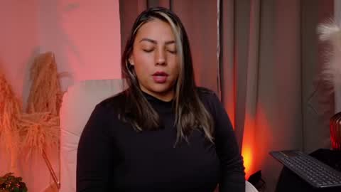 Snapshot of zara_nova chatting on 07-12-26, 08:00 Zara Nova online show from 07-12-26, 08:00